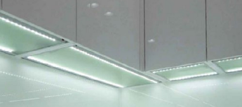 LED感應式底板燈 配置雙燈條
